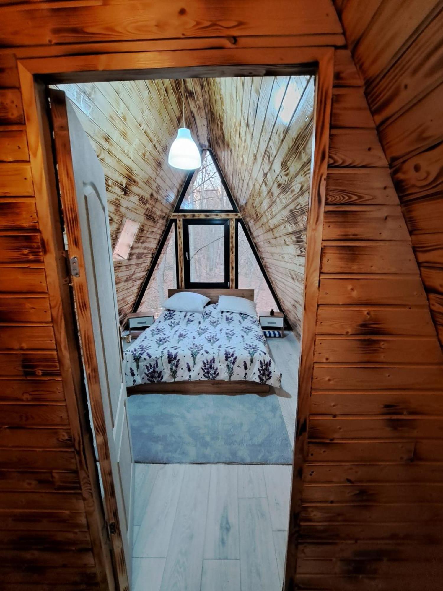 Cabanaaframe Curtea de Argeş Exteriér fotografie