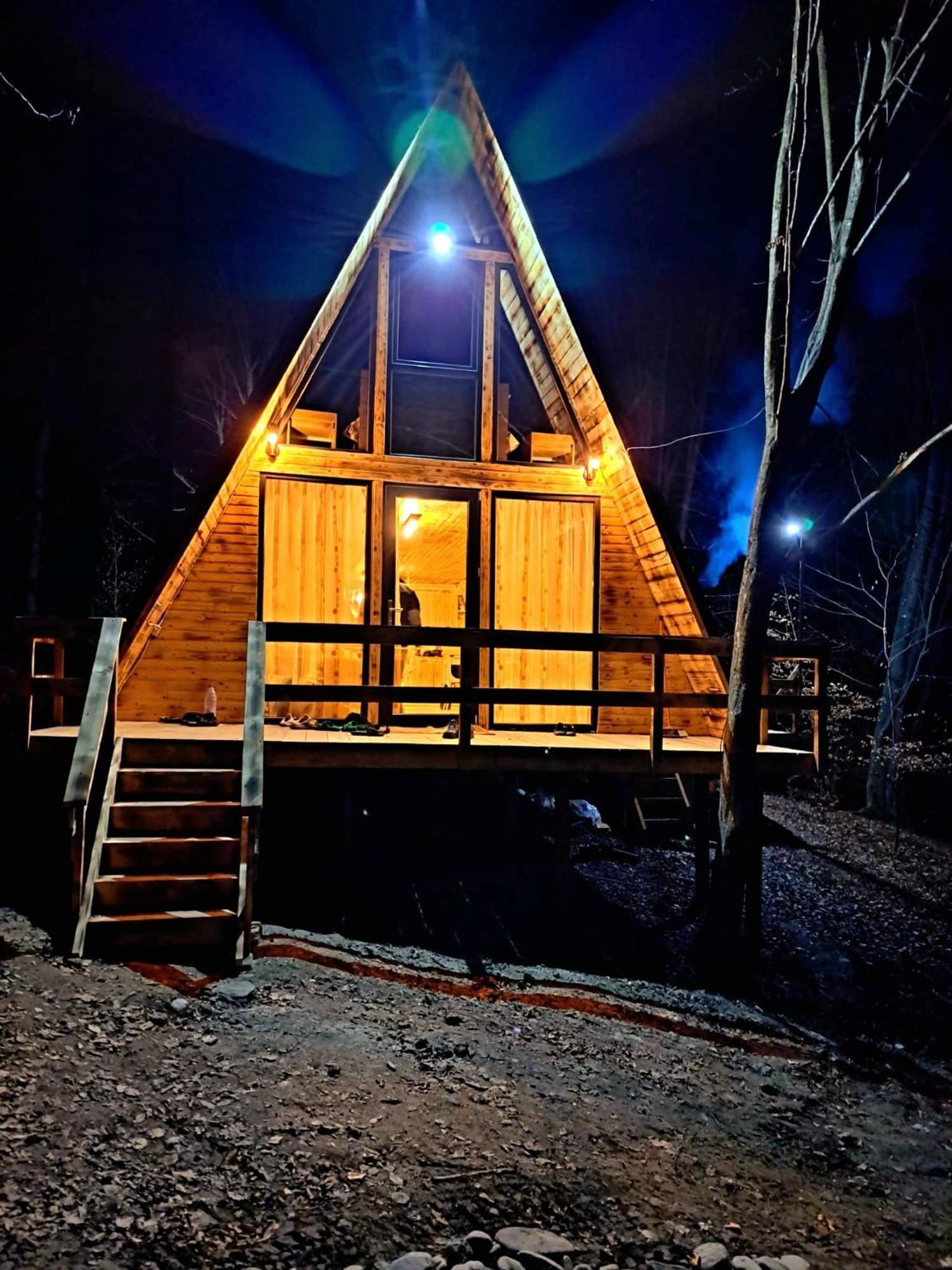 Cabanaaframe Curtea de Argeş Exteriér fotografie